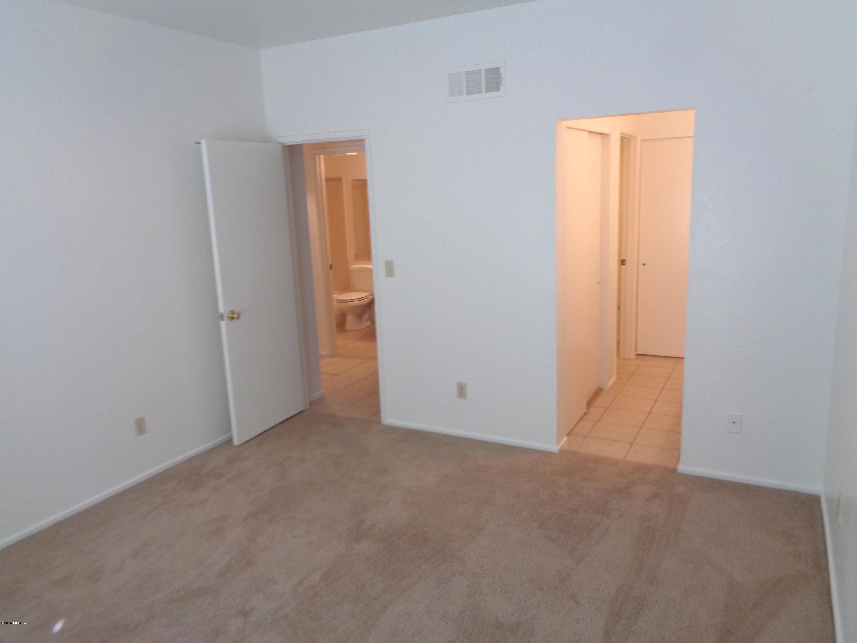 Summertree Condominiums (1-224) - Residential