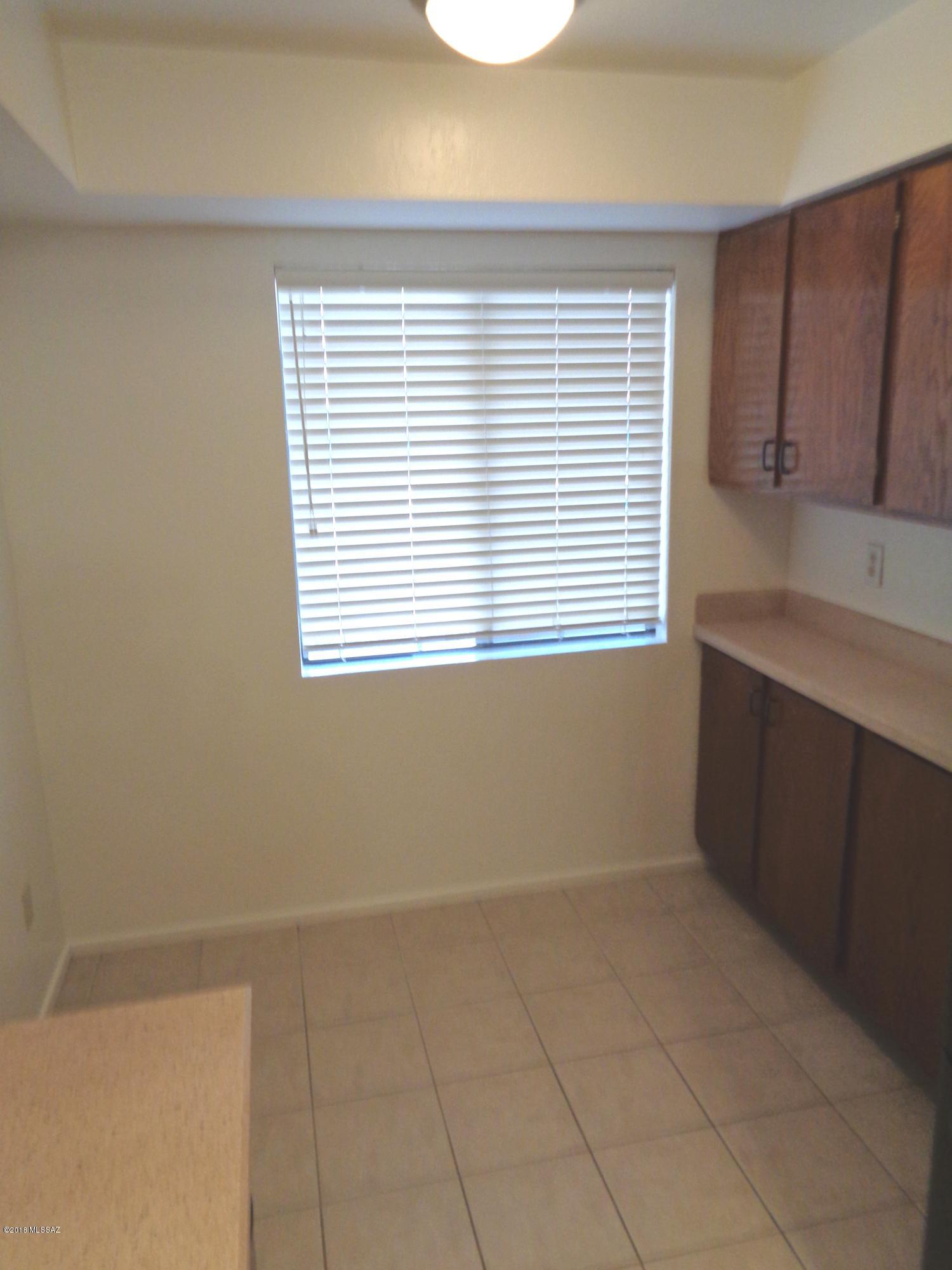 Summertree Condominiums (1-224) - Residential