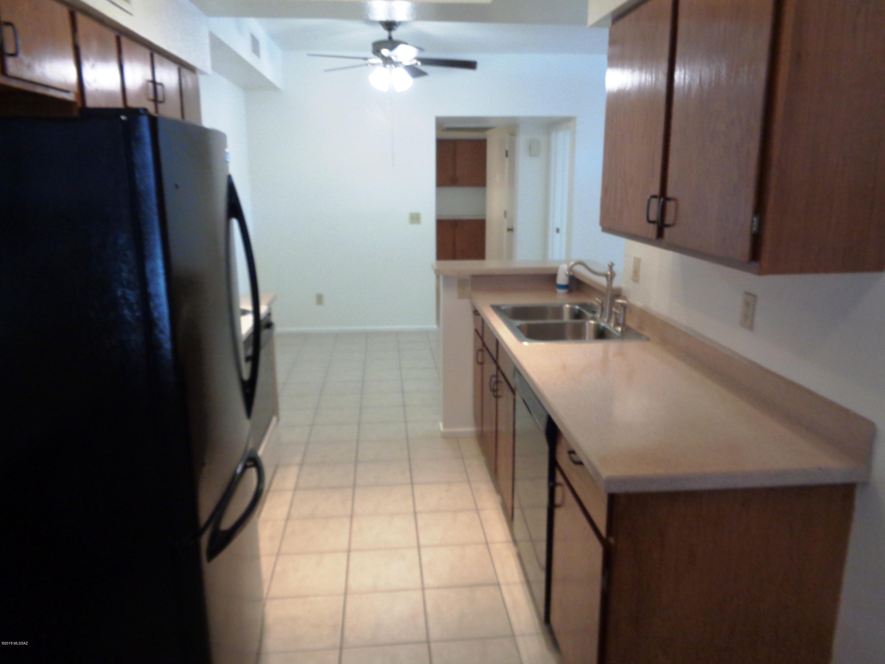 Summertree Condominiums (1-224) - Residential