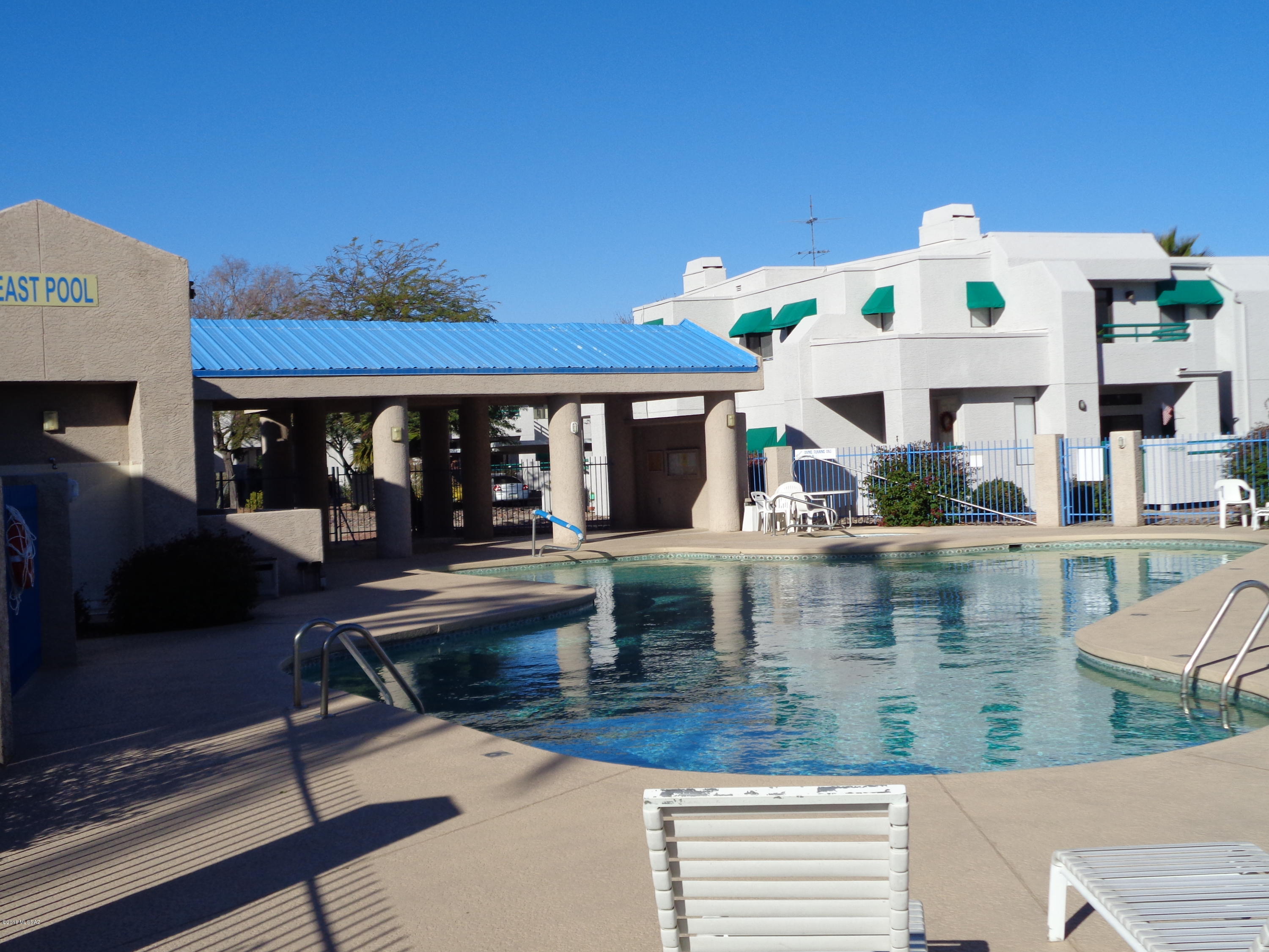 Summertree Condominiums (1-224) - Residential
