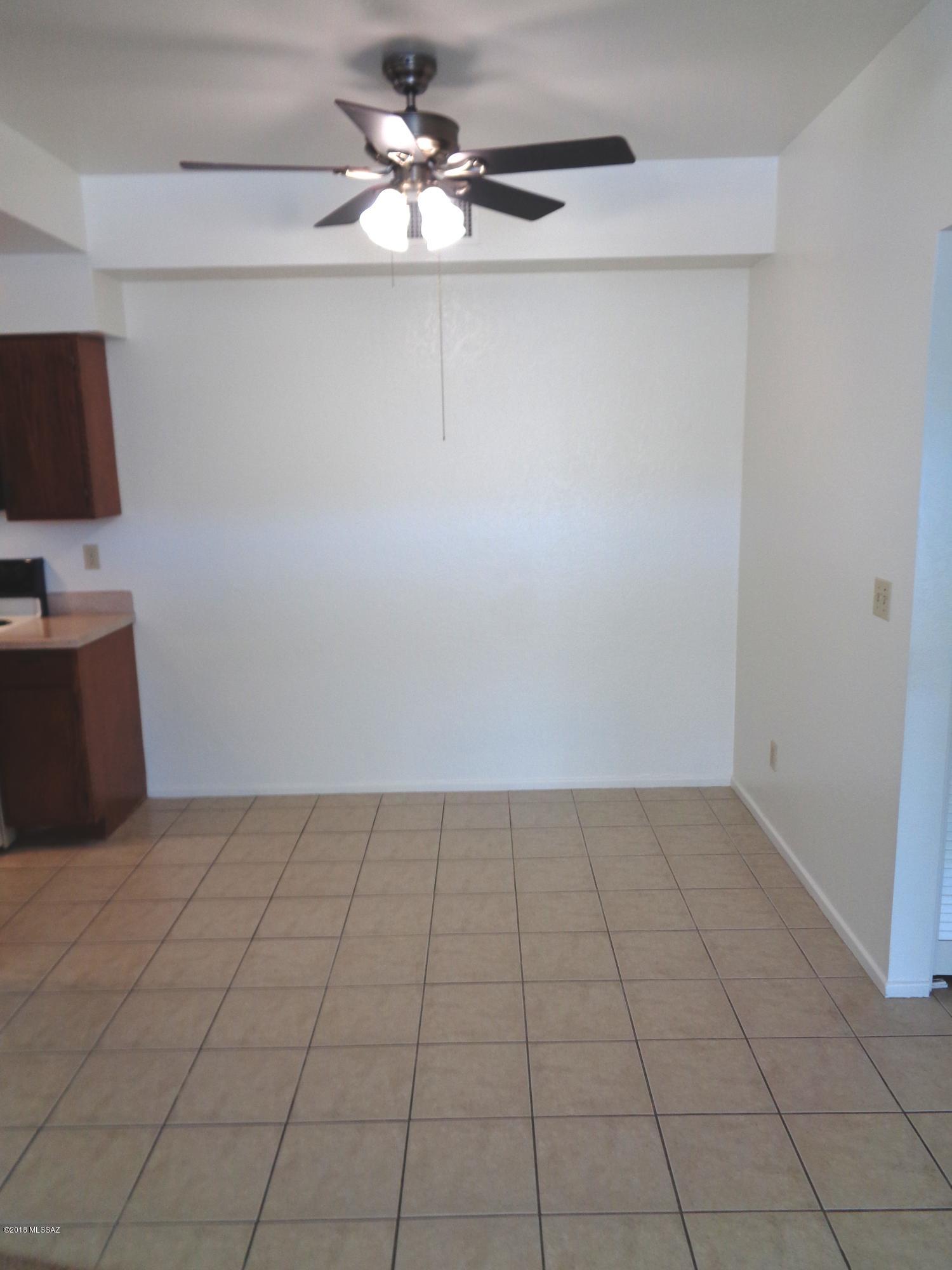 Summertree Condominiums (1-224) - Residential