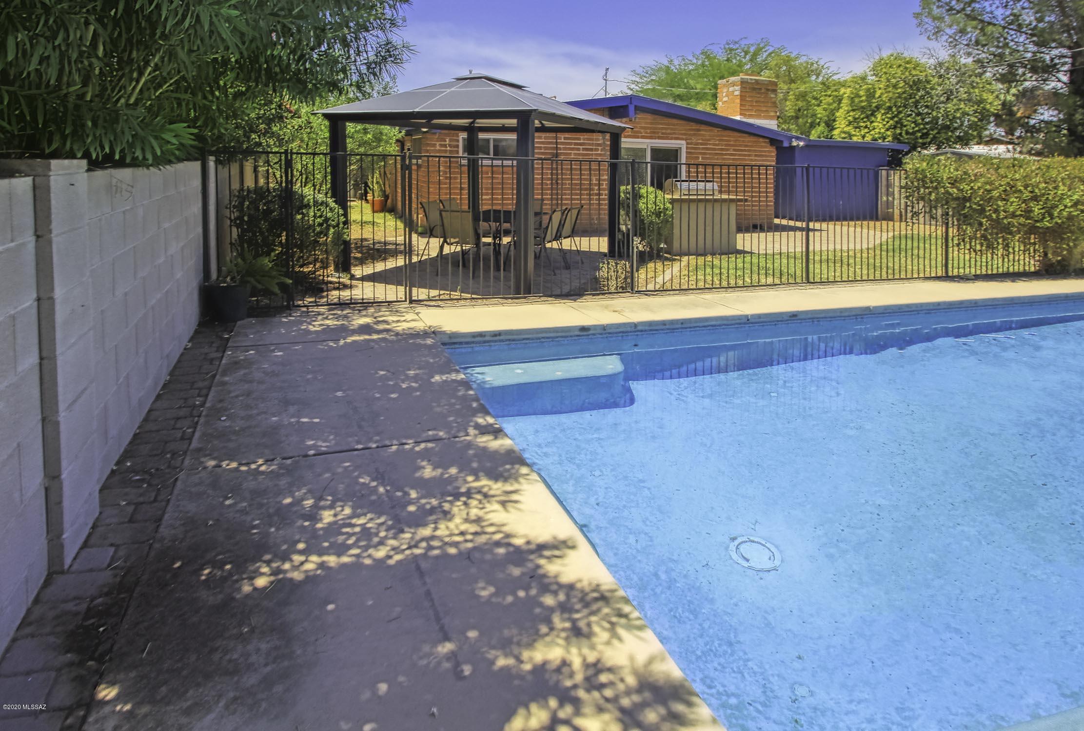 Luthman-Rhodes - Residential