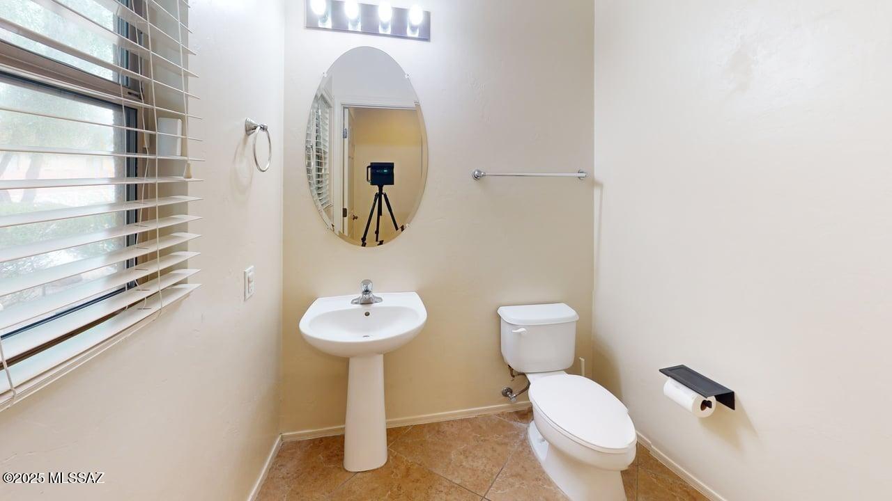 Paseo del Rio - Residential Lease