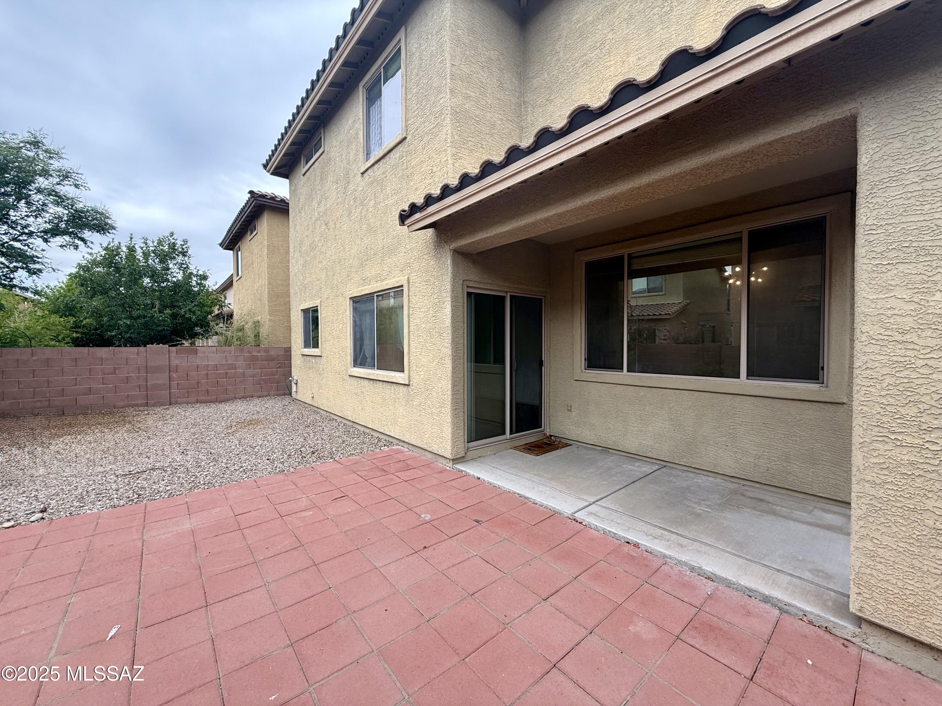 Paseo del Rio - Residential Lease