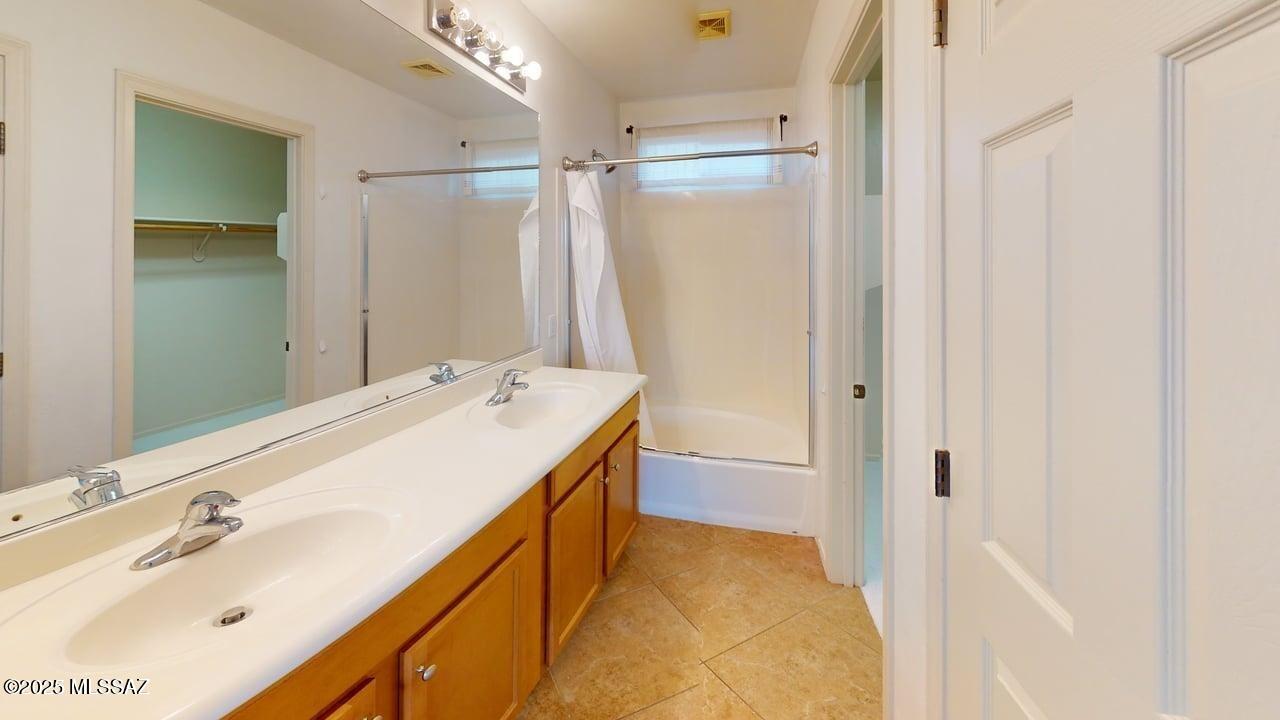 Paseo del Rio - Residential Lease