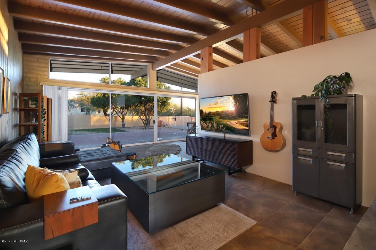 Catalina Village NO.3(1-77) - Residential