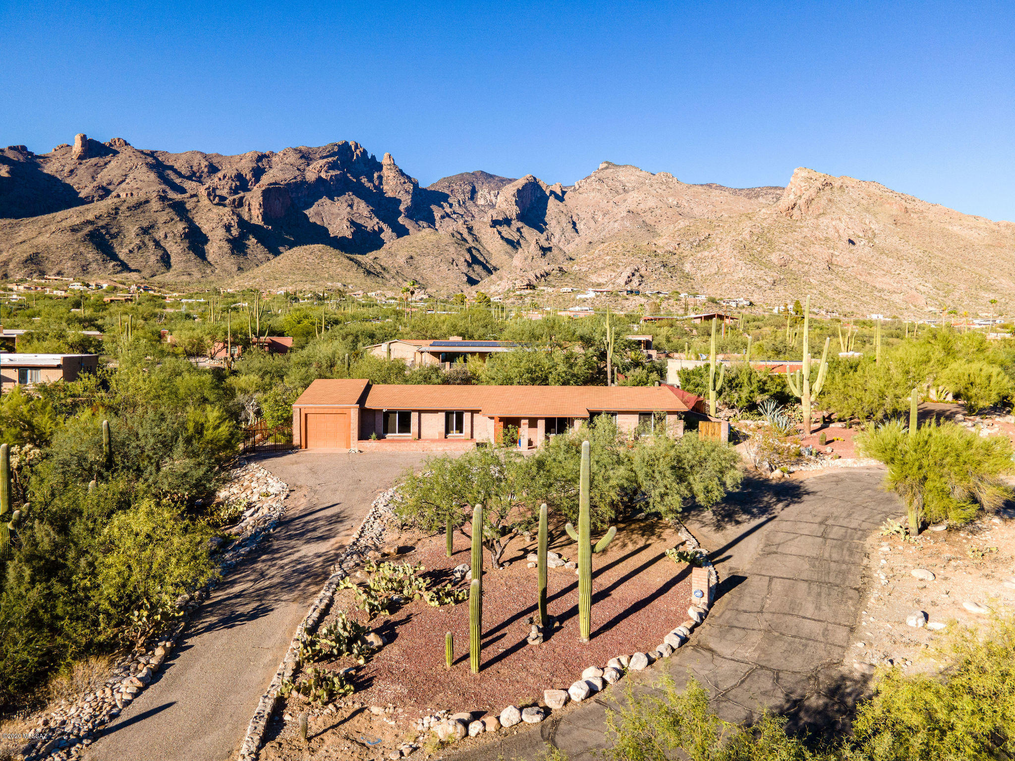 The Foothills Clusters (214-372) - Residential