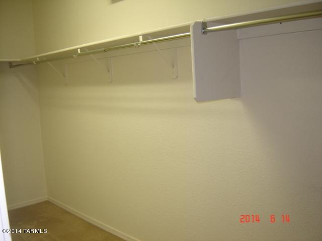 Riverhaven (1-373) - Residential Lease