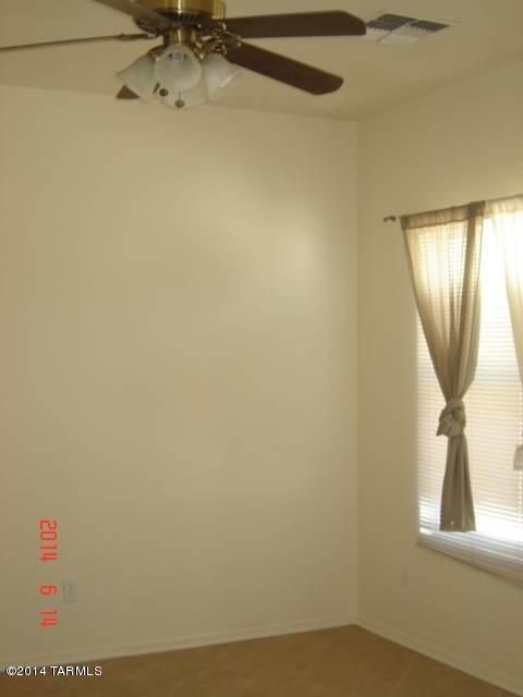Riverhaven (1-373) - Residential Lease