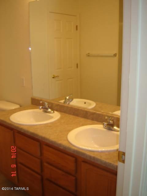 Riverhaven (1-373) - Residential Lease