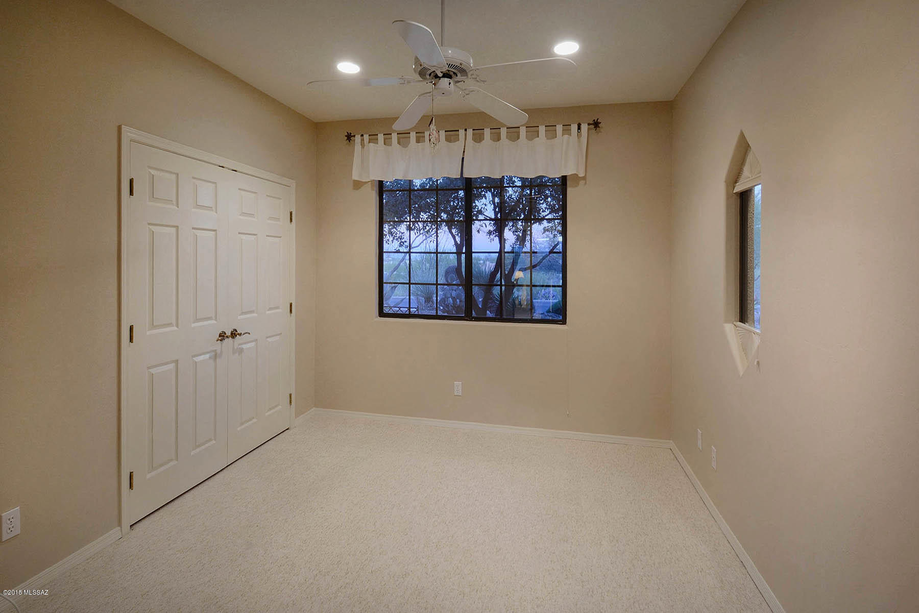 Country Club Vista (1-74) - Residential