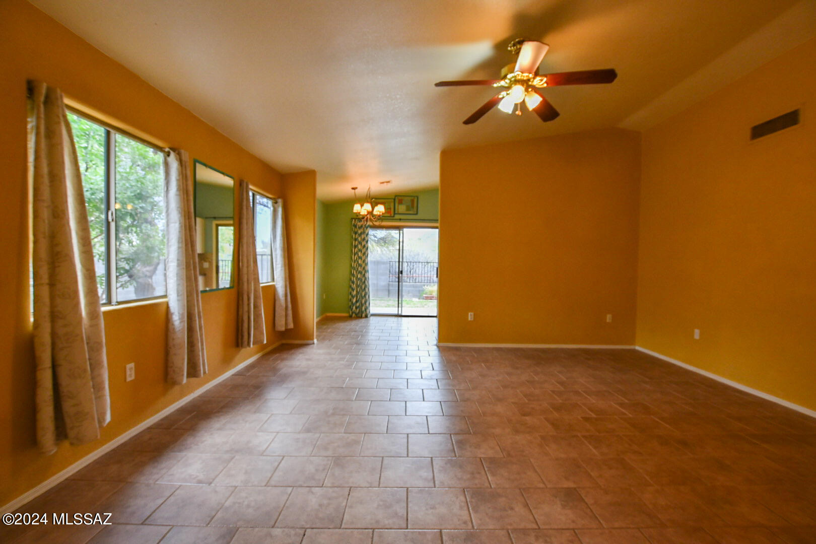 Mountain View Manor - Residential