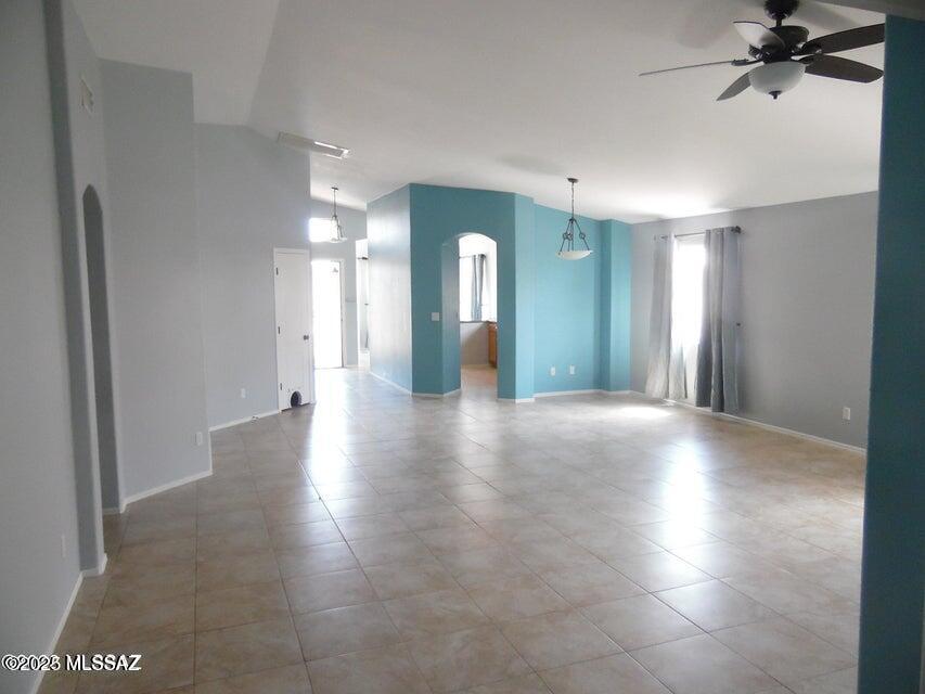 Golden Hills (1-35) - Residential Lease