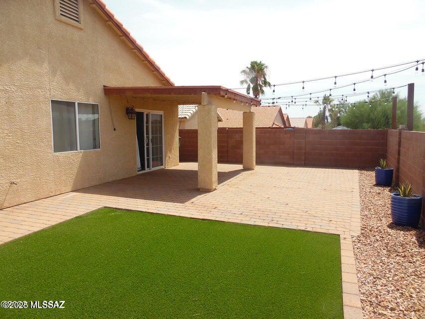 Golden Hills (1-35) - Residential Lease