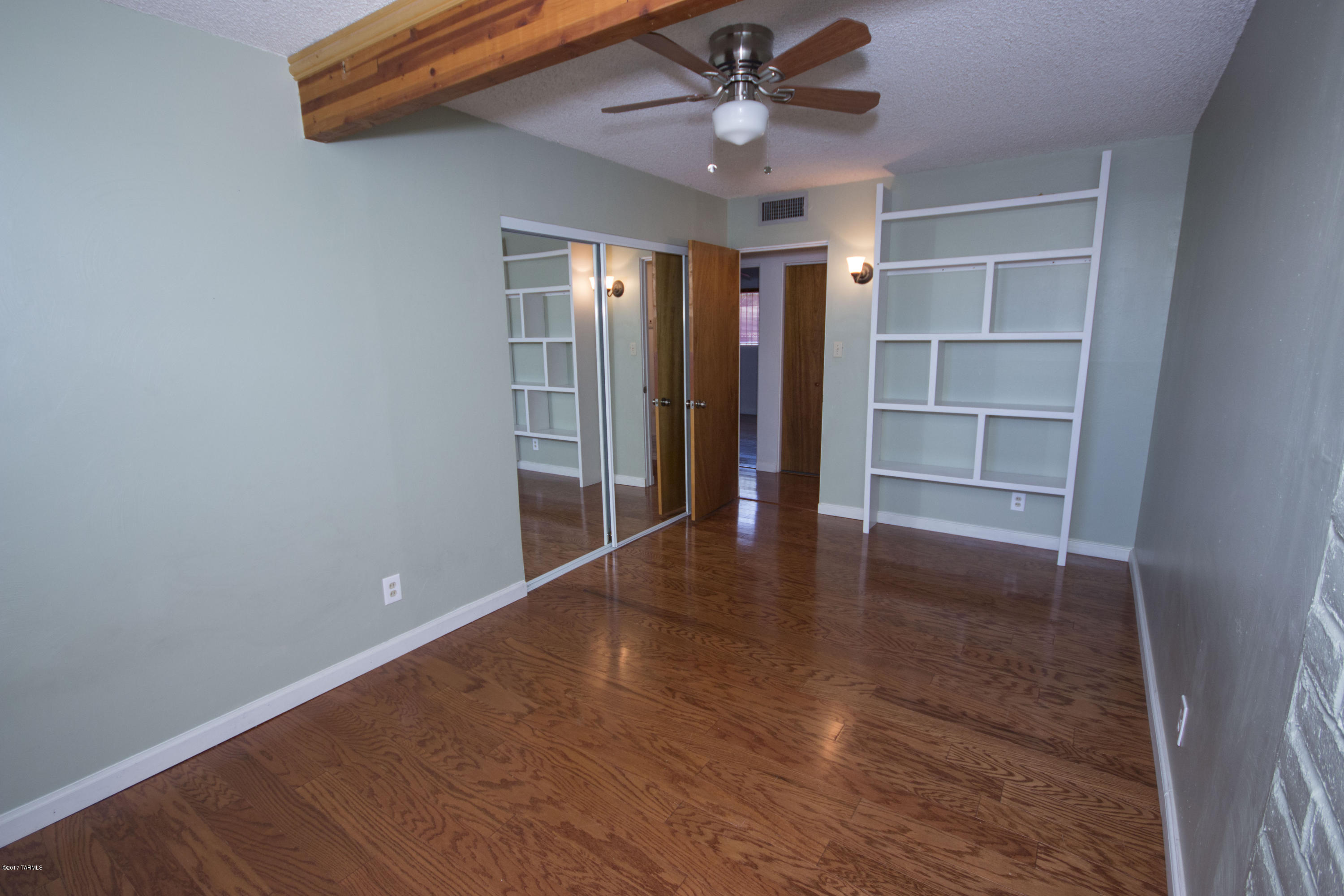 Sherwood Village Terrace (1-85) - Residential