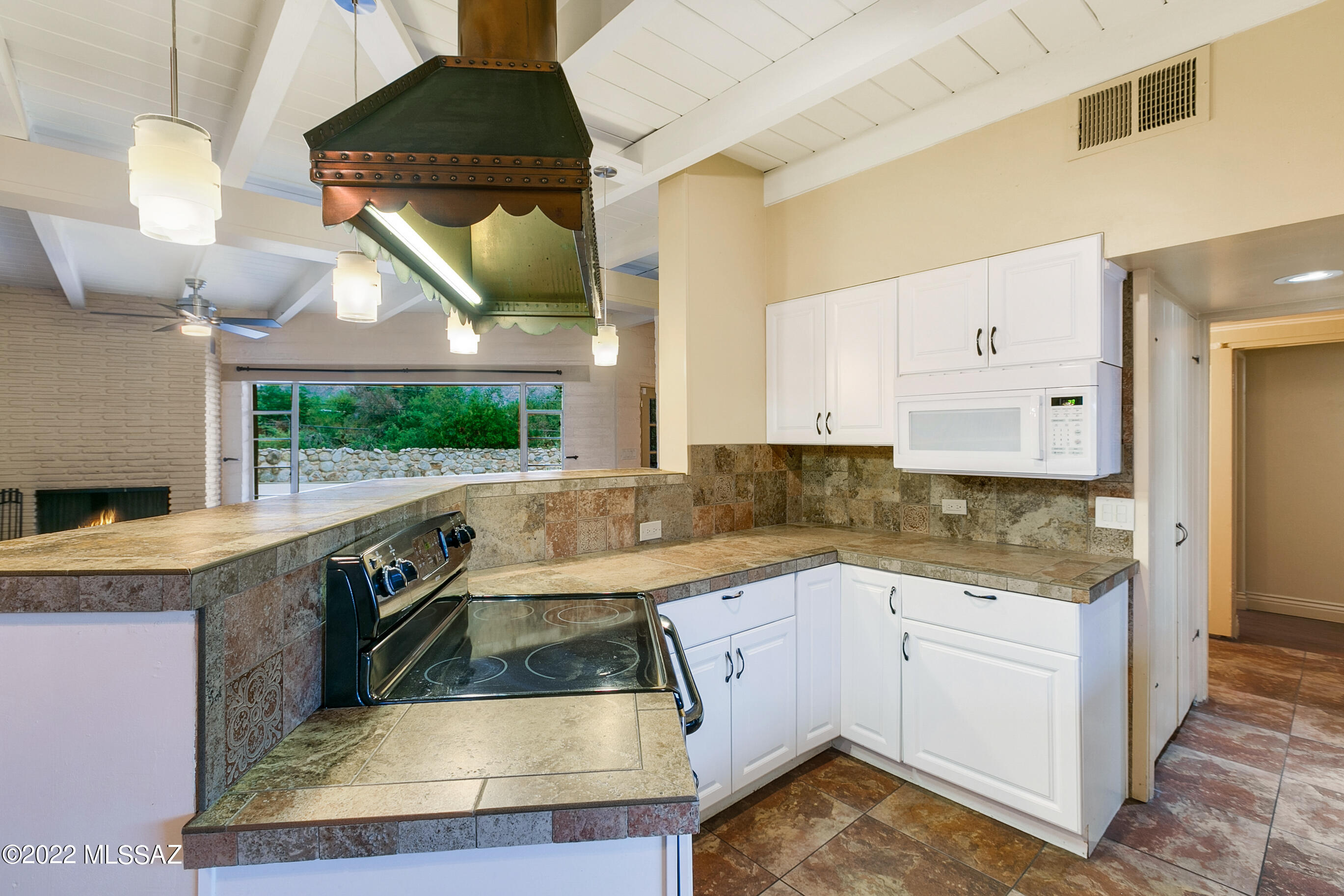 Casas Adobes Estates NO. 3-A - Residential Income