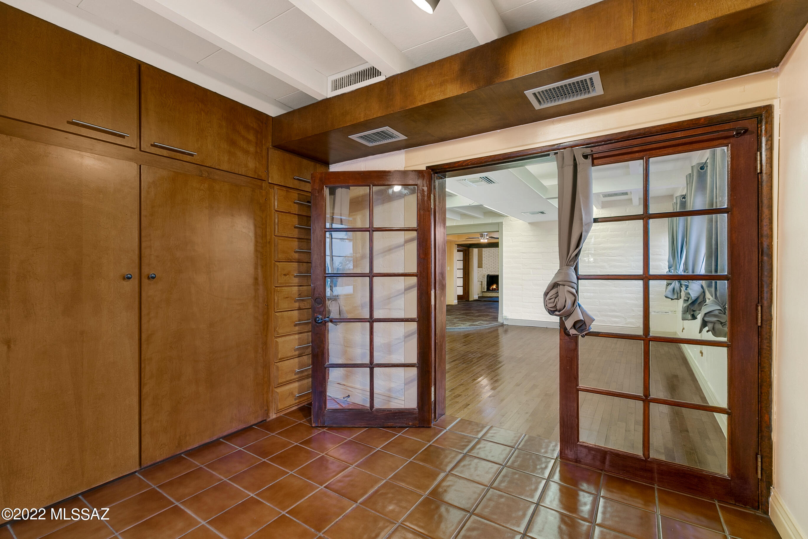 Casas Adobes Estates NO. 3-A - Residential Income