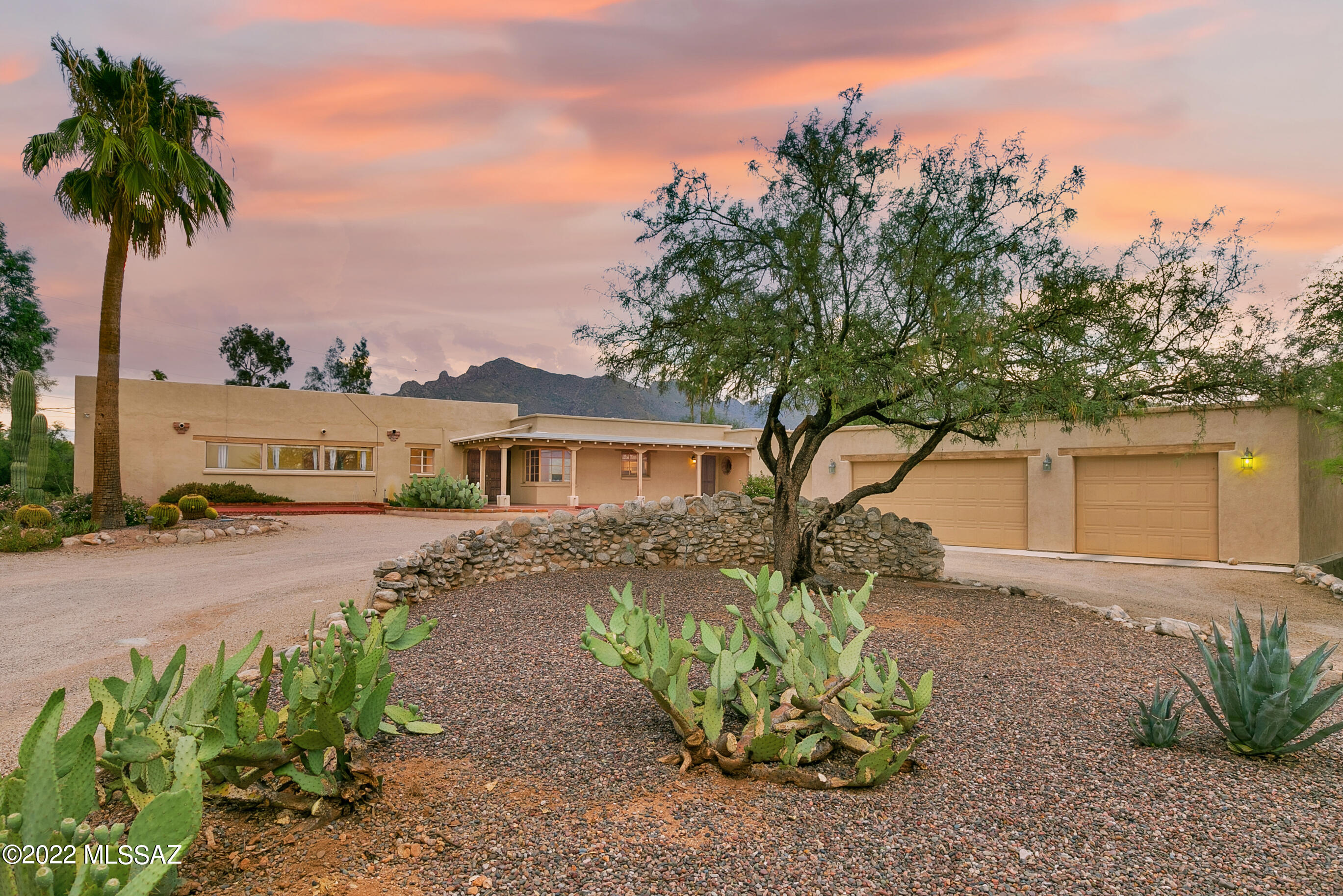 Casas Adobes Estates NO. 3-A - Residential Income