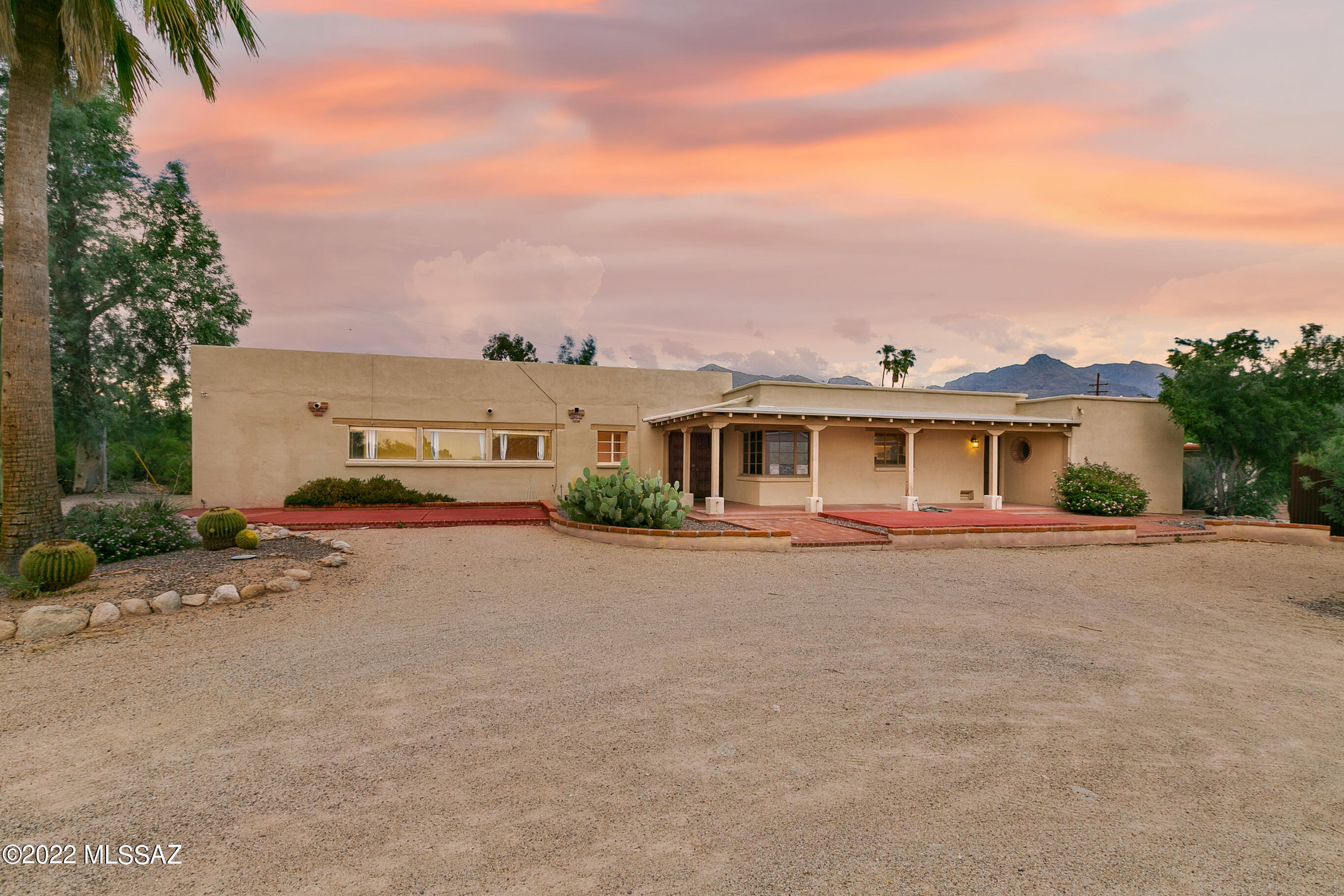 Casas Adobes Estates NO. 3-A - Residential Income