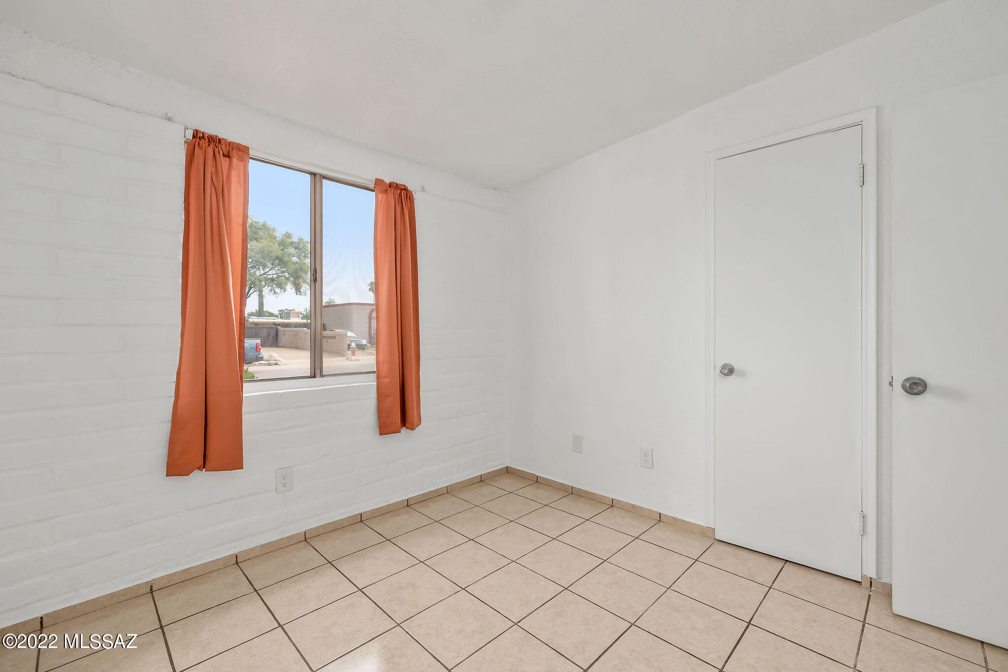 Estrella Sub Amd - Residential