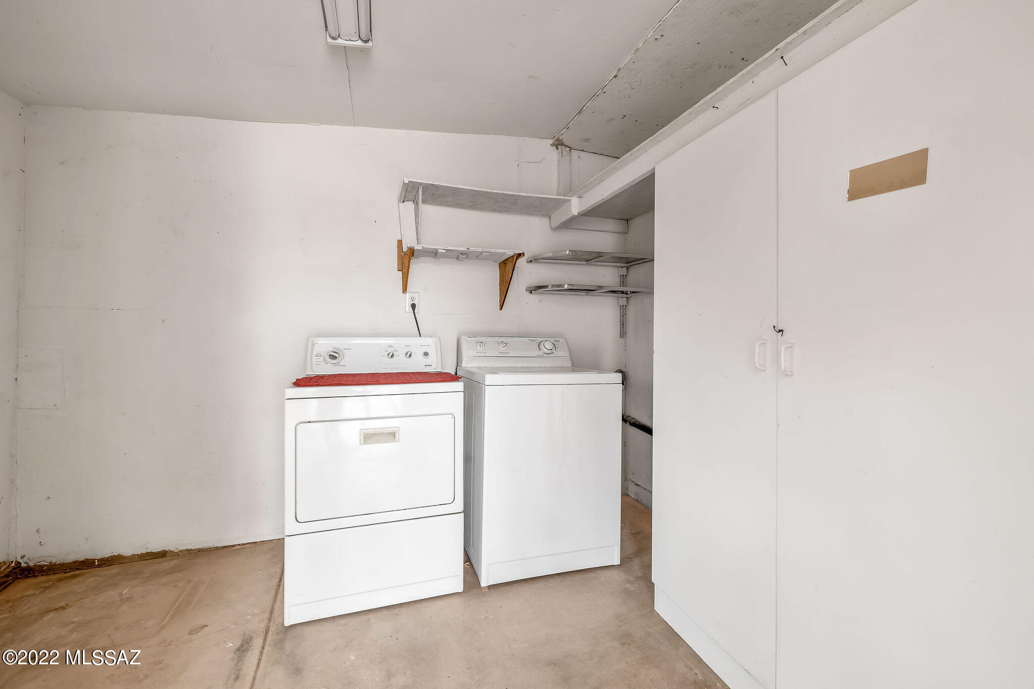 Estrella Sub Amd - Residential