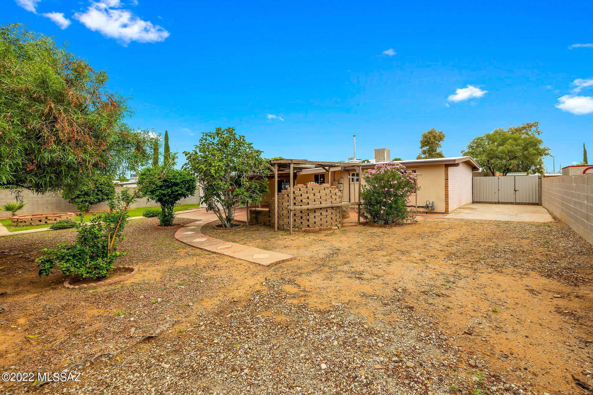 Estrella Sub Amd - Residential