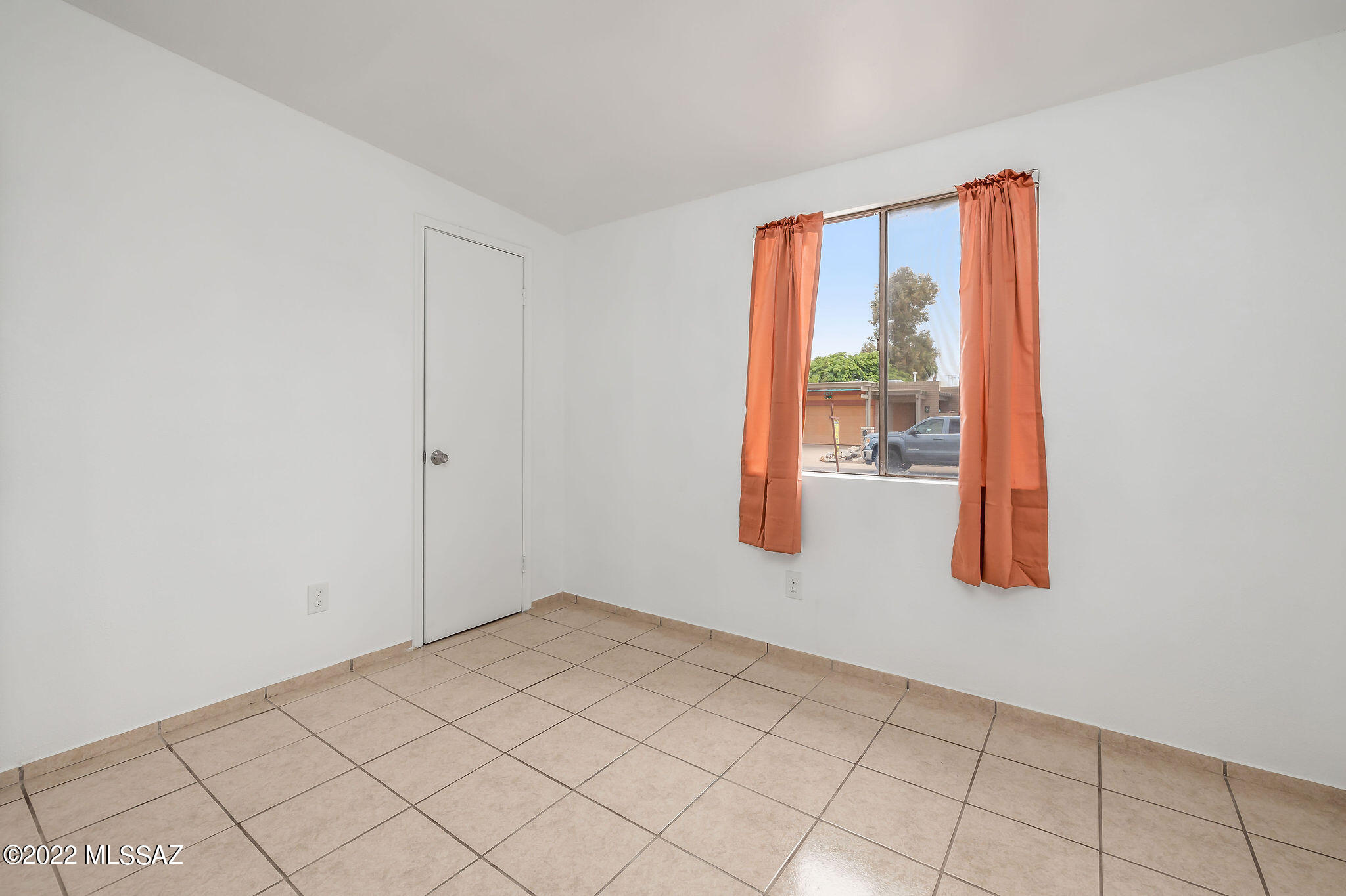 Estrella Sub Amd - Residential