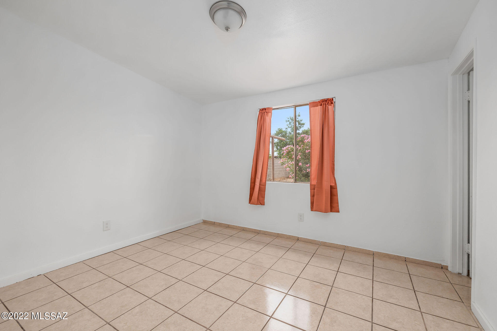 Estrella Sub Amd - Residential