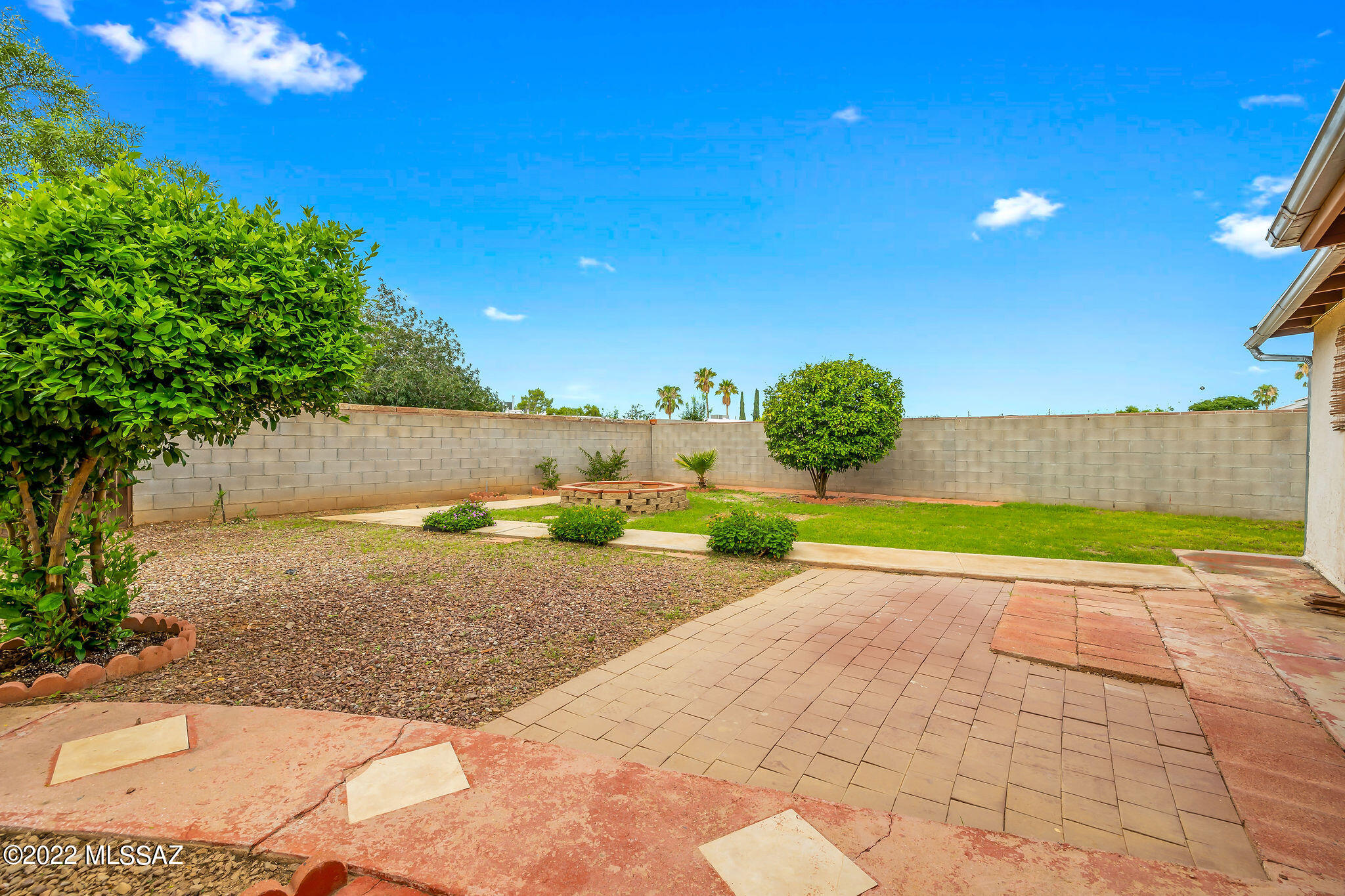Estrella Sub Amd - Residential