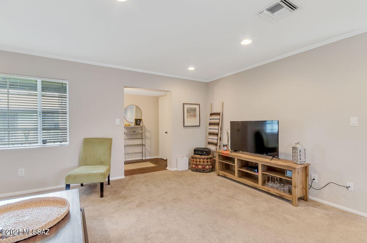 El Encanto Apartments - Residential