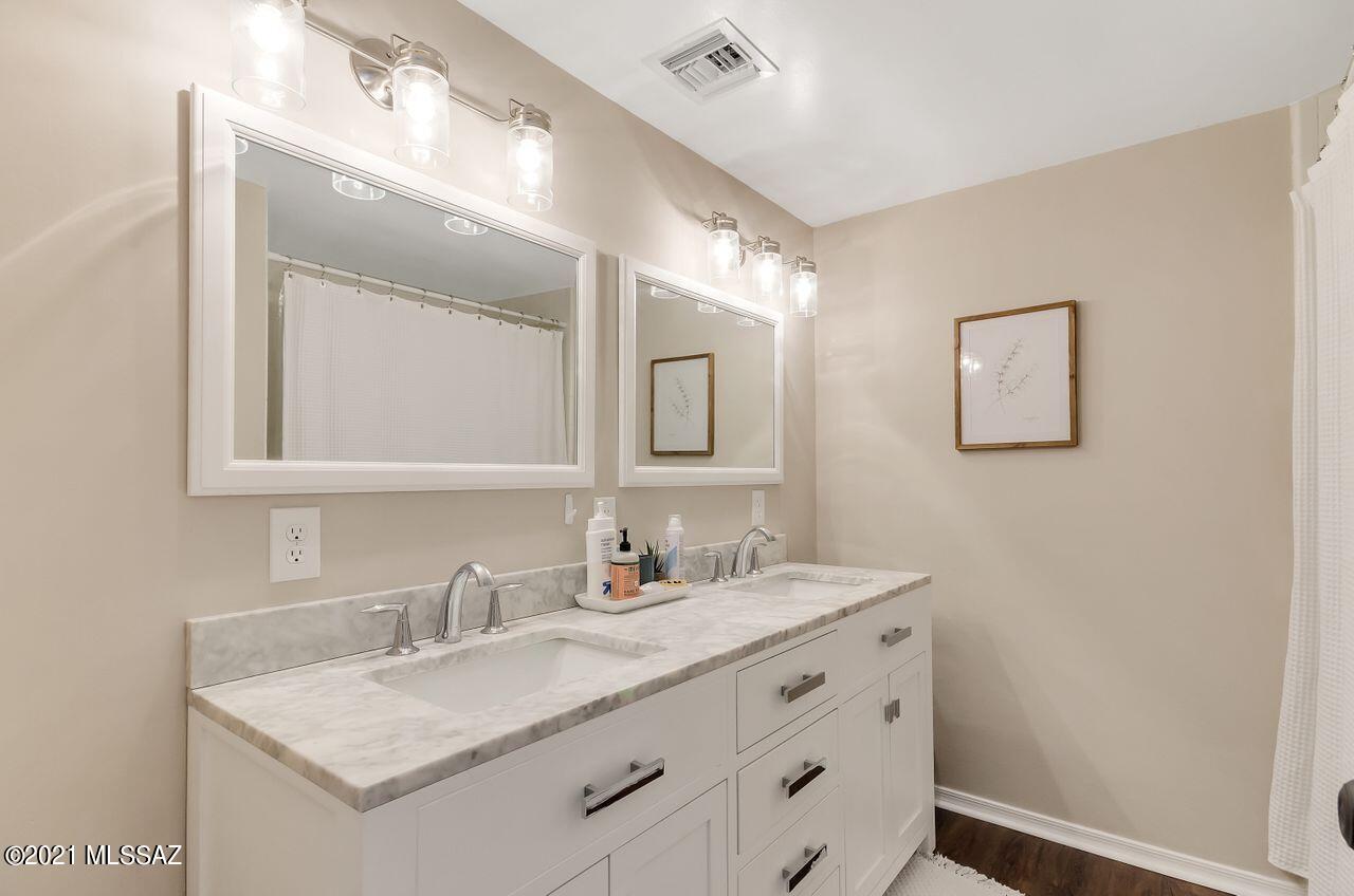 El Encanto Apartments - Residential