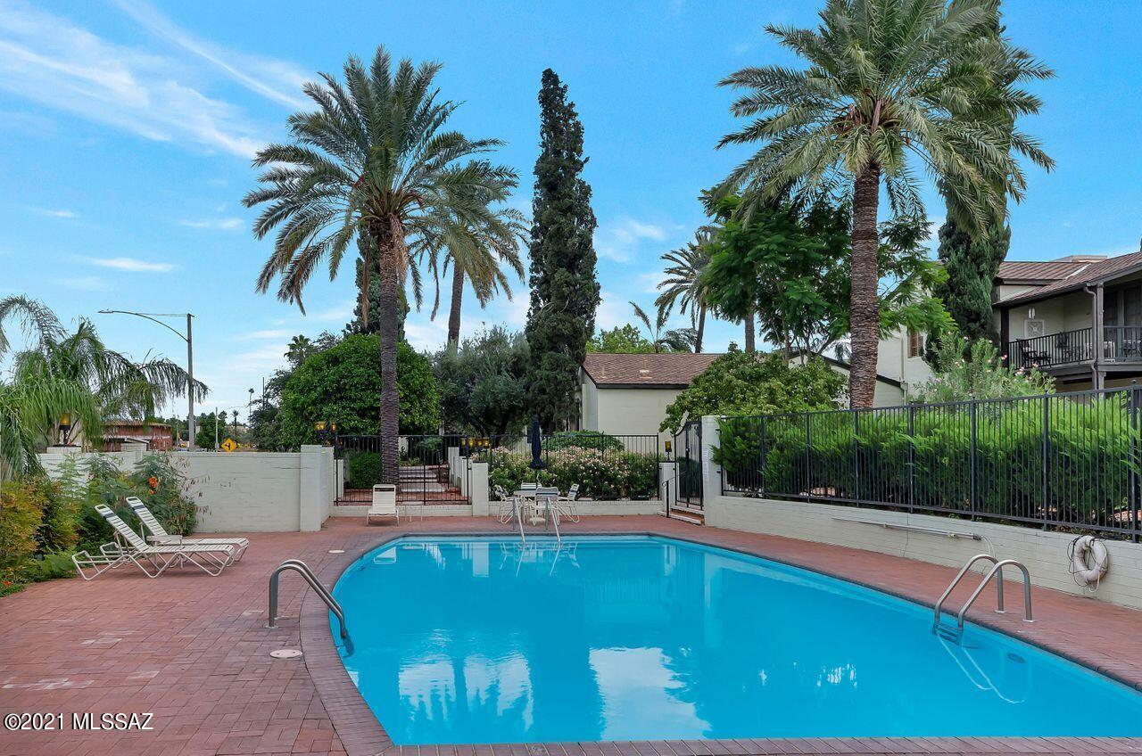 El Encanto Apartments - Residential