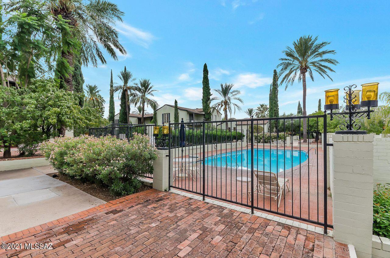 El Encanto Apartments - Residential
