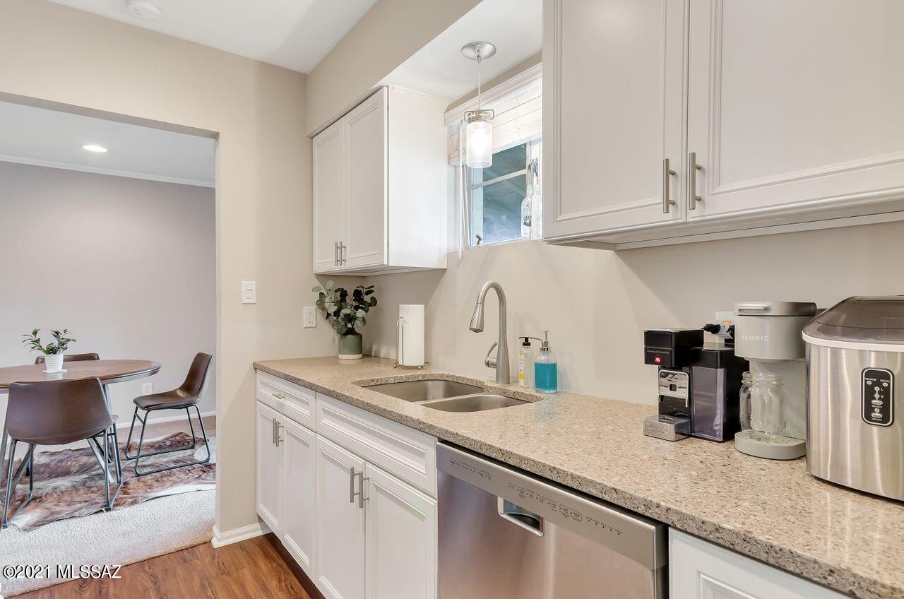 El Encanto Apartments - Residential