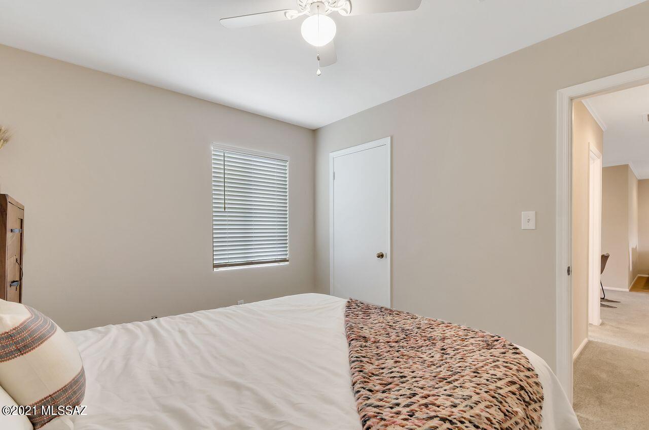 El Encanto Apartments - Residential