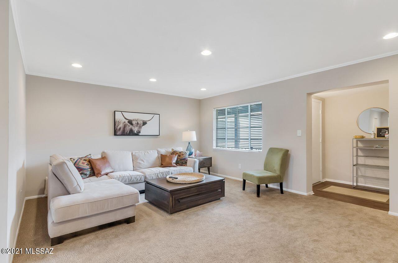 El Encanto Apartments - Residential