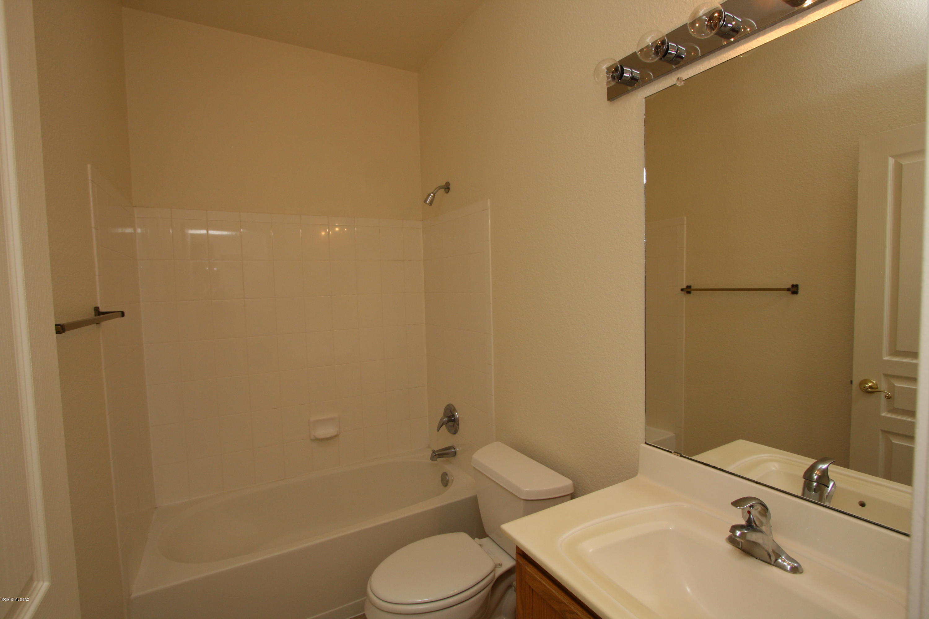 Villages Of Ventana (1-68) - Residential Lease