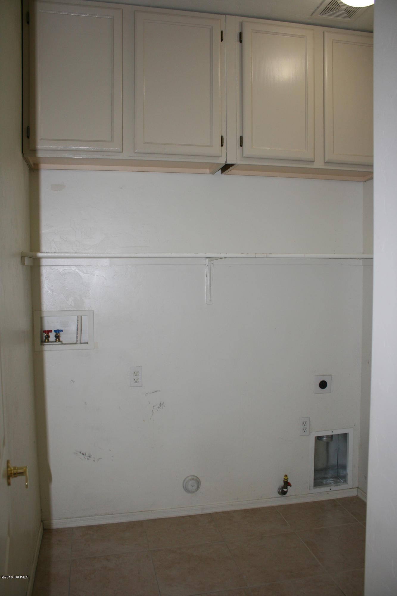 Continental Reserve Blk. 7 & 8 (1-82) - Residential
