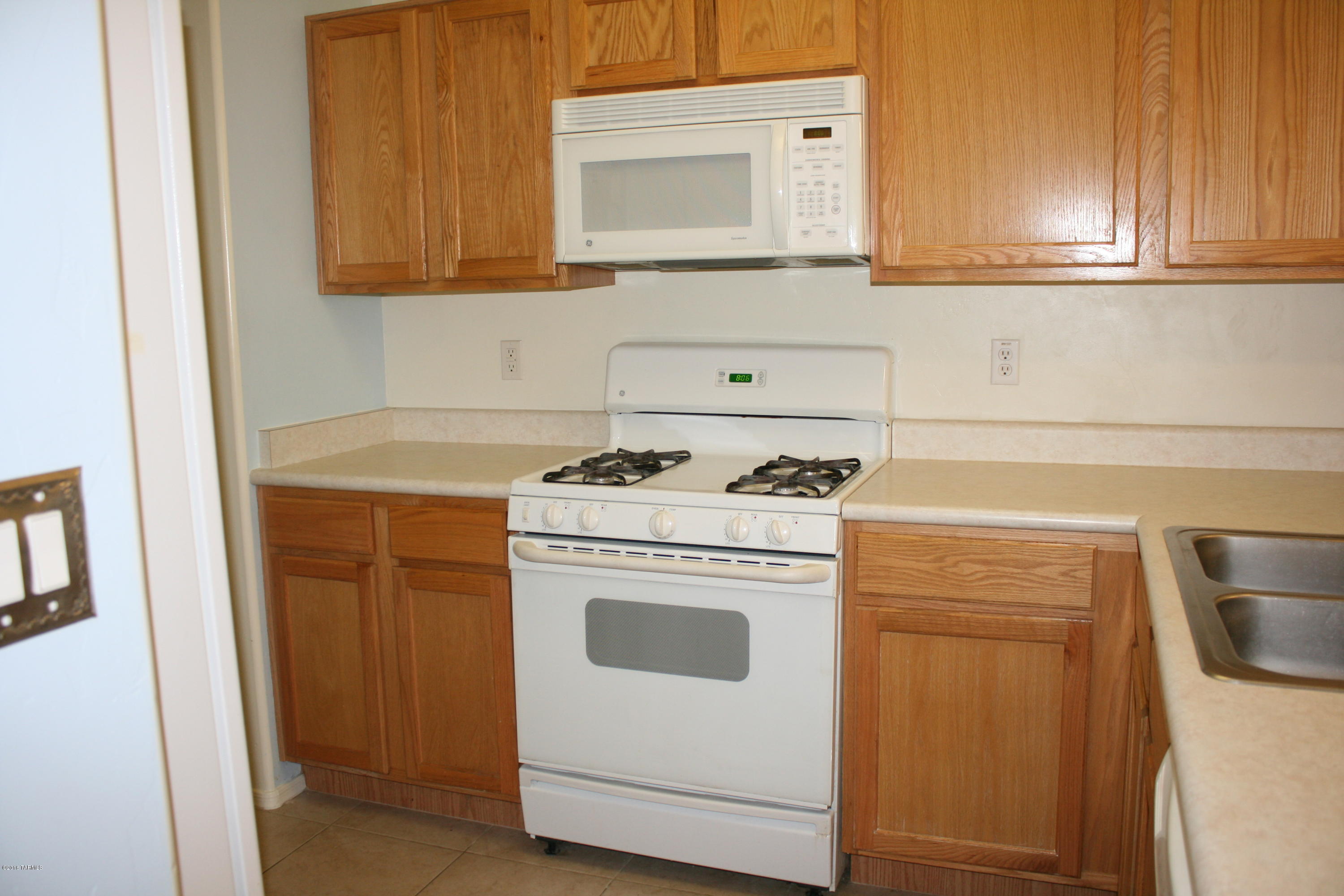 Continental Reserve Blk. 7 & 8 (1-82) - Residential