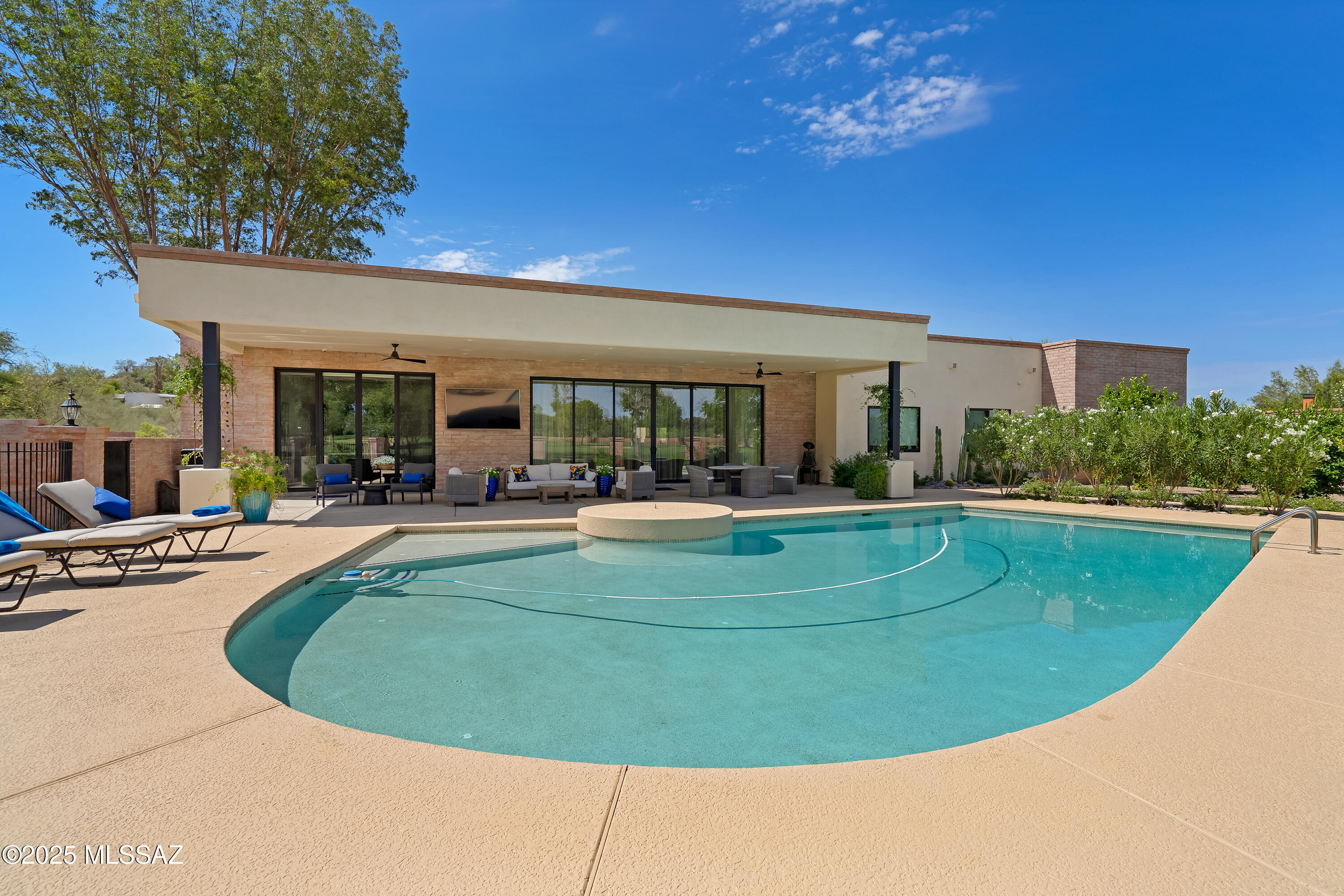 Tucson National Est - Residential