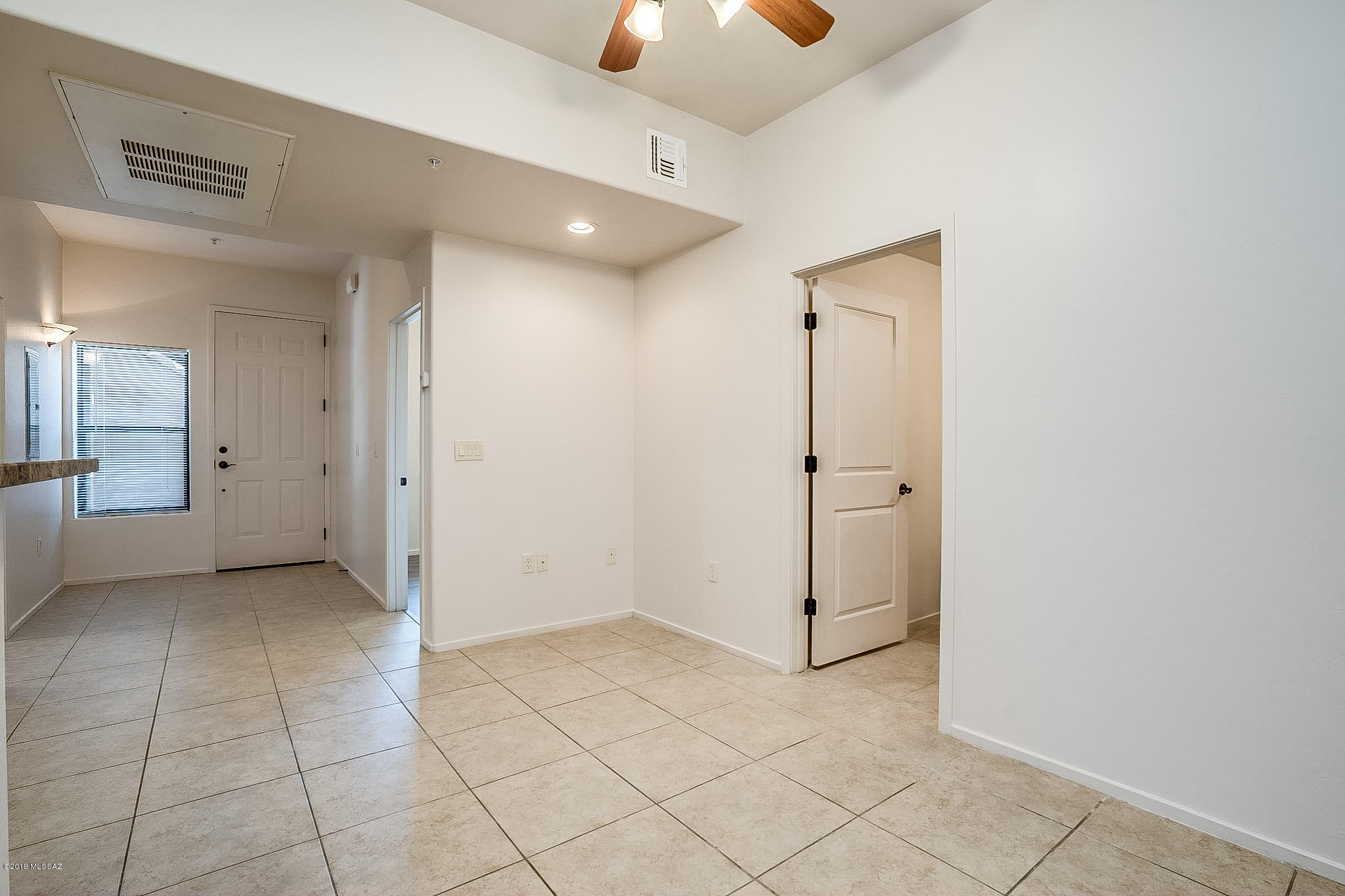 Placita Escondida Bldgs 18-20 Units 1-204 - Residential