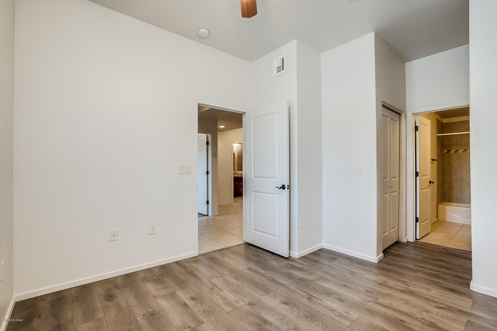 Placita Escondida Bldgs 18-20 Units 1-204 - Residential