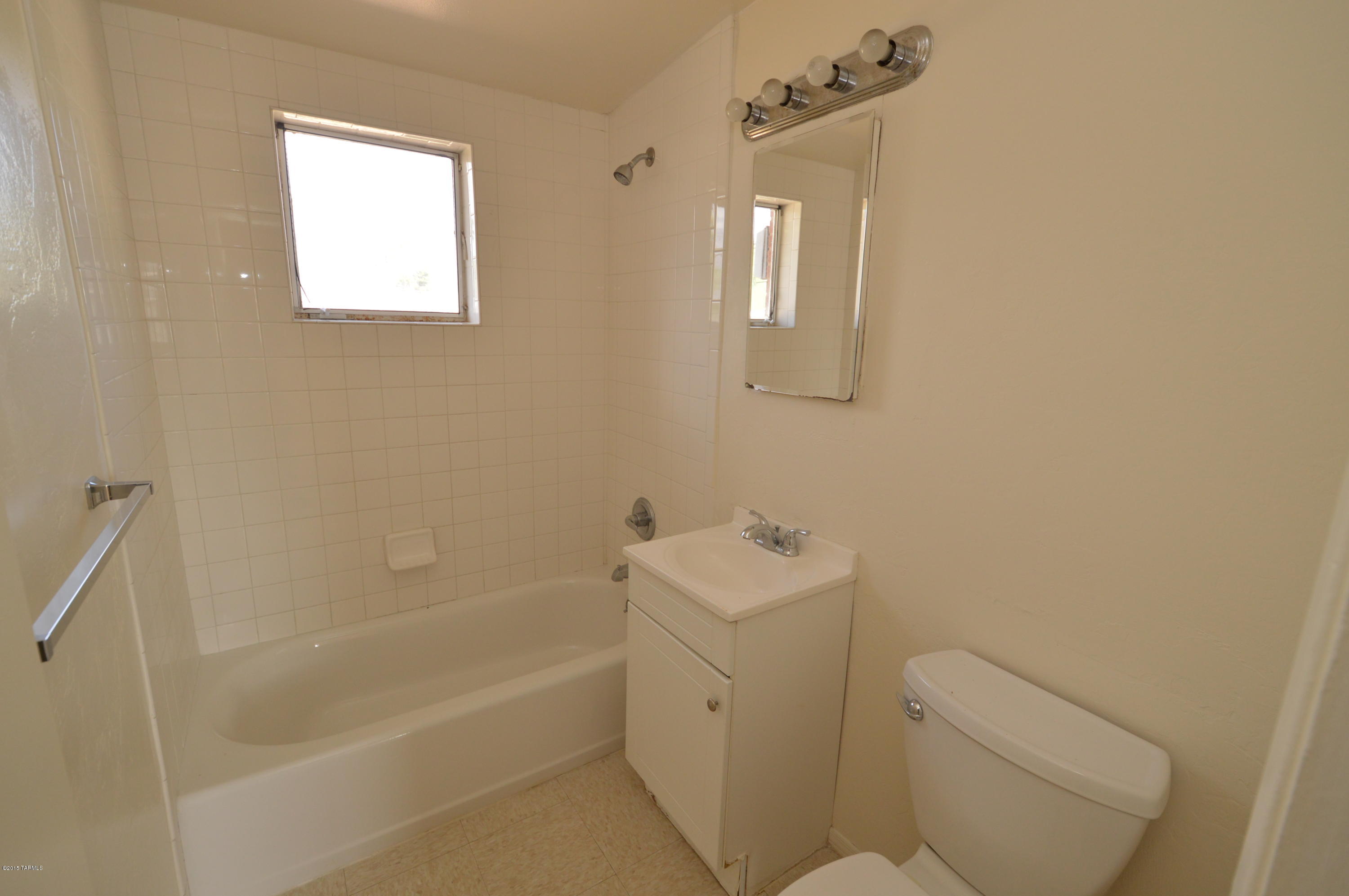 Craycroft Terrace - Residential Lease