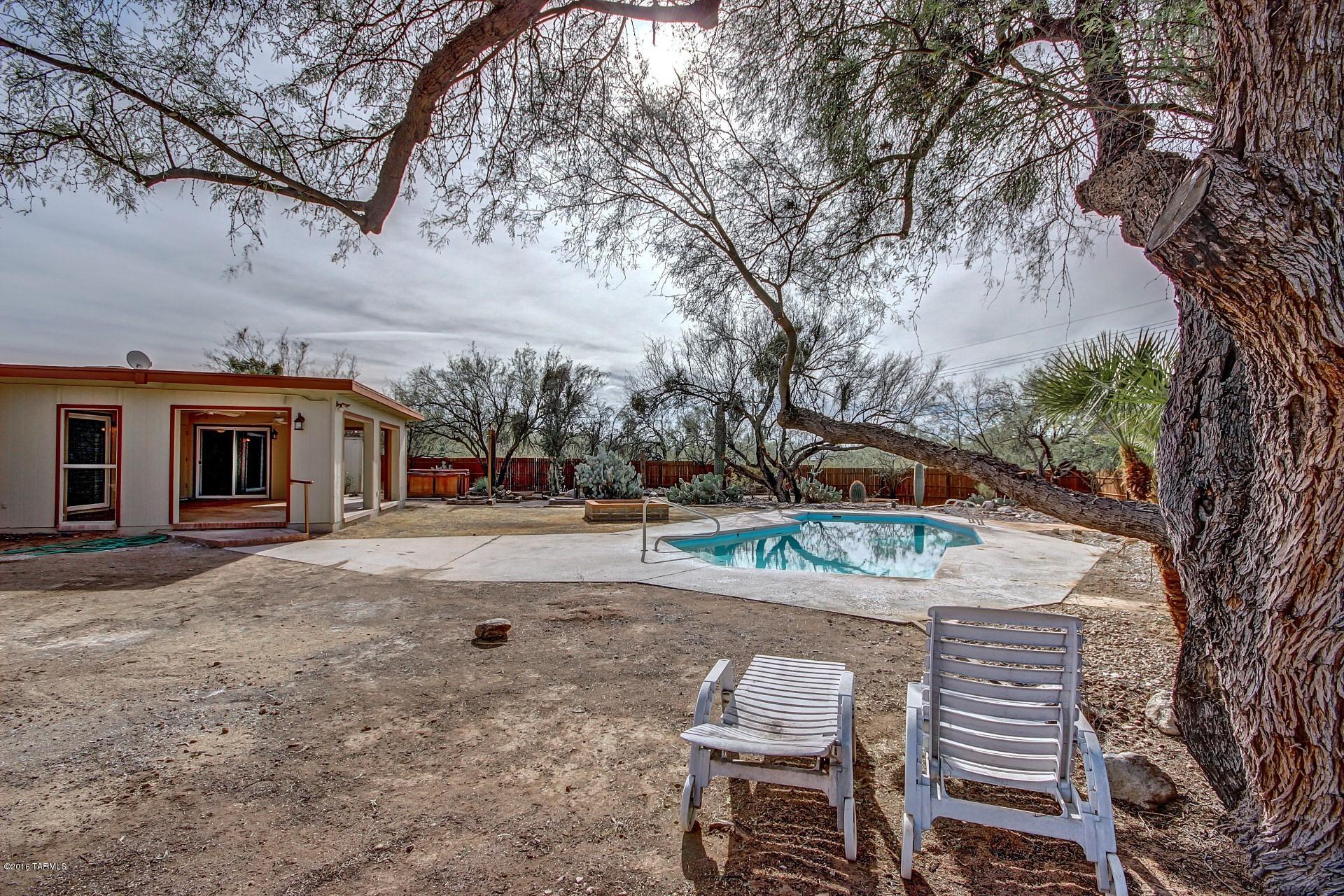 Bel Air Ranch Est - Residential