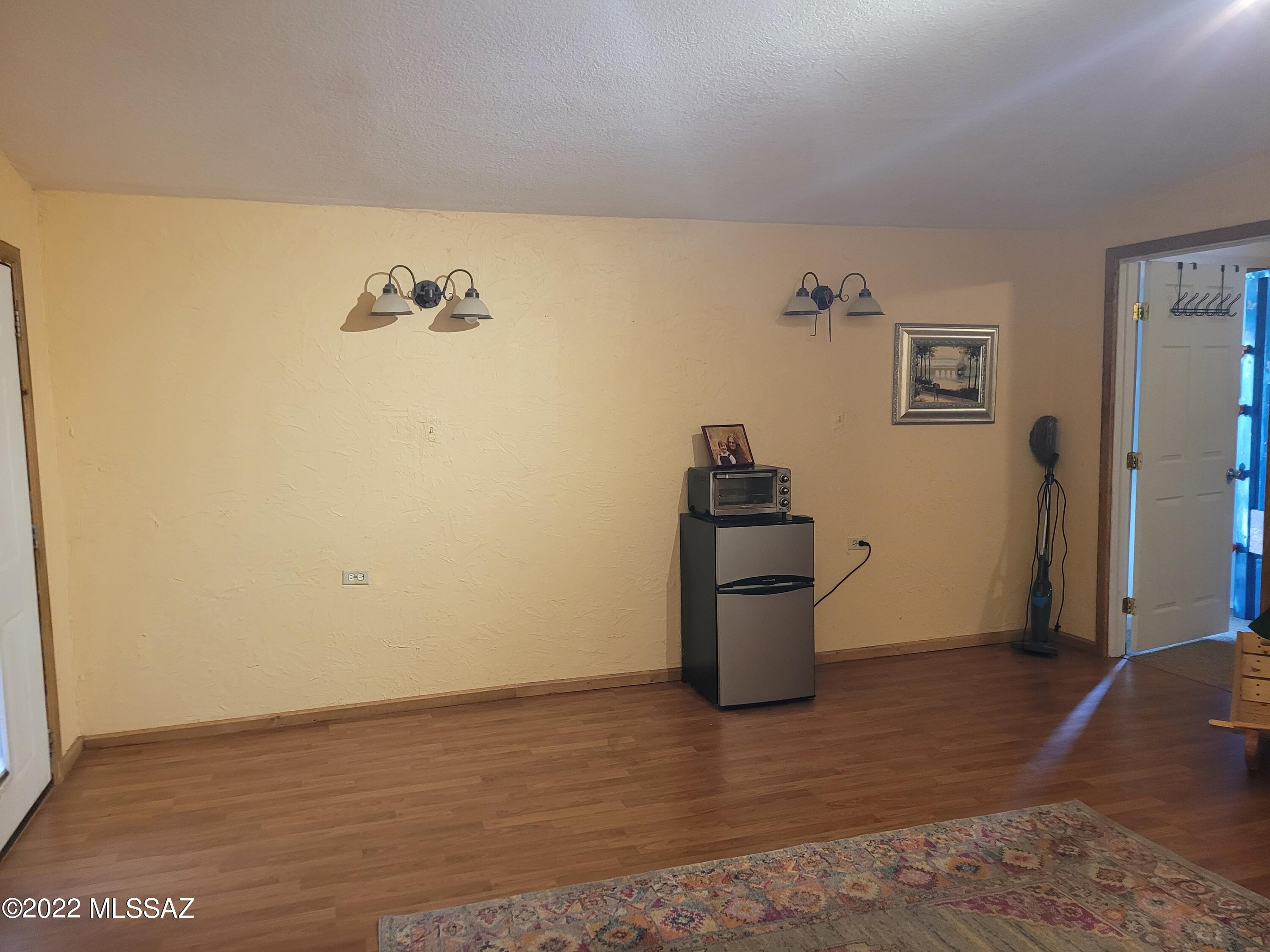 Unsubdivided - Residential