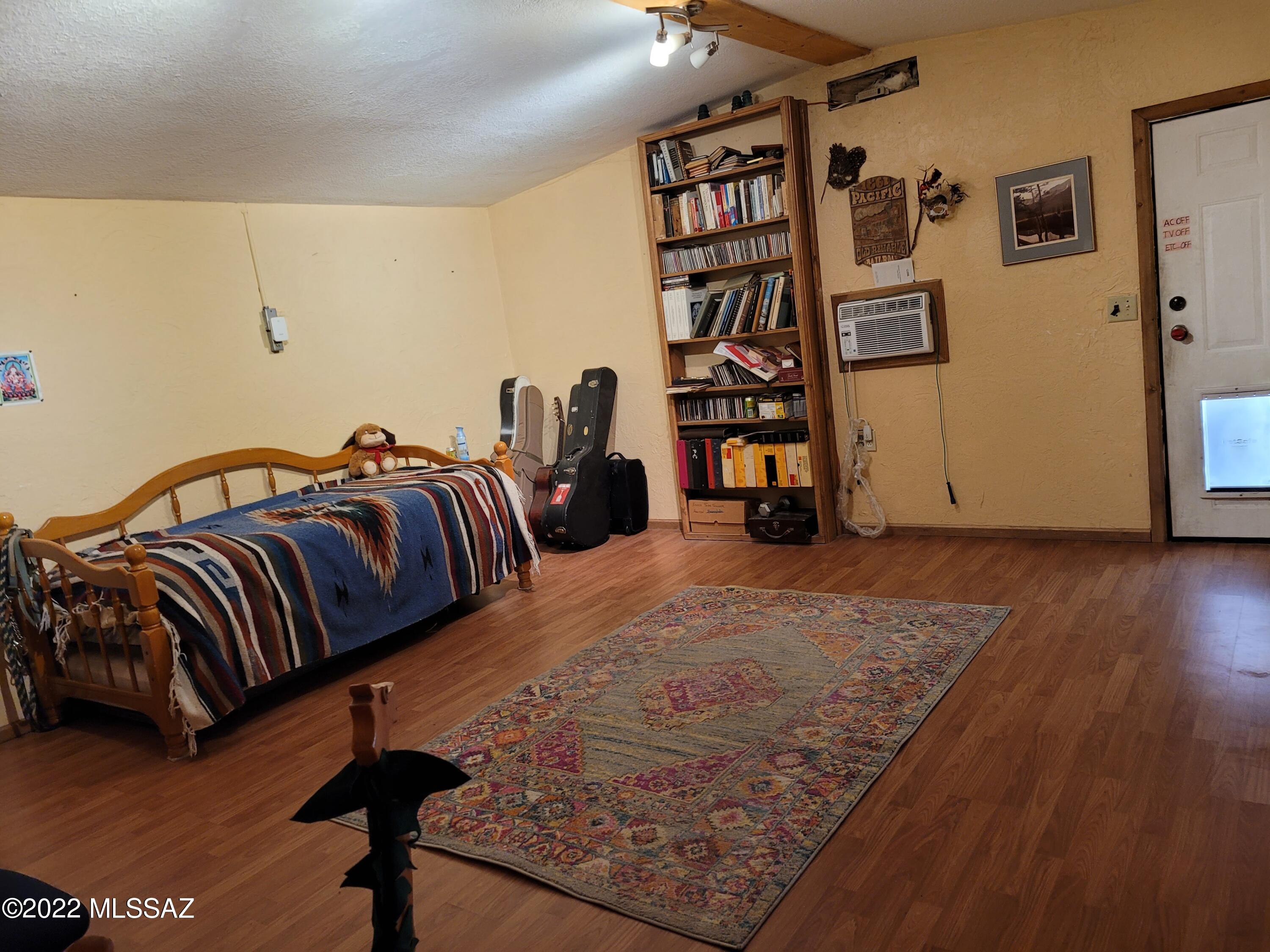Unsubdivided - Residential