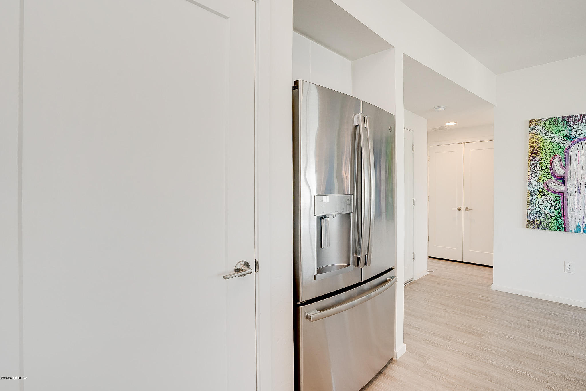 Camino Modern SQ20180120608 - Residential