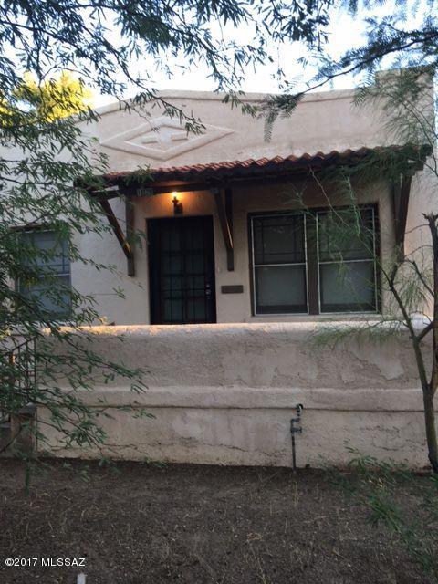 University Home Addition - Residential
