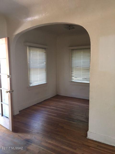 University Home Addition - Residential