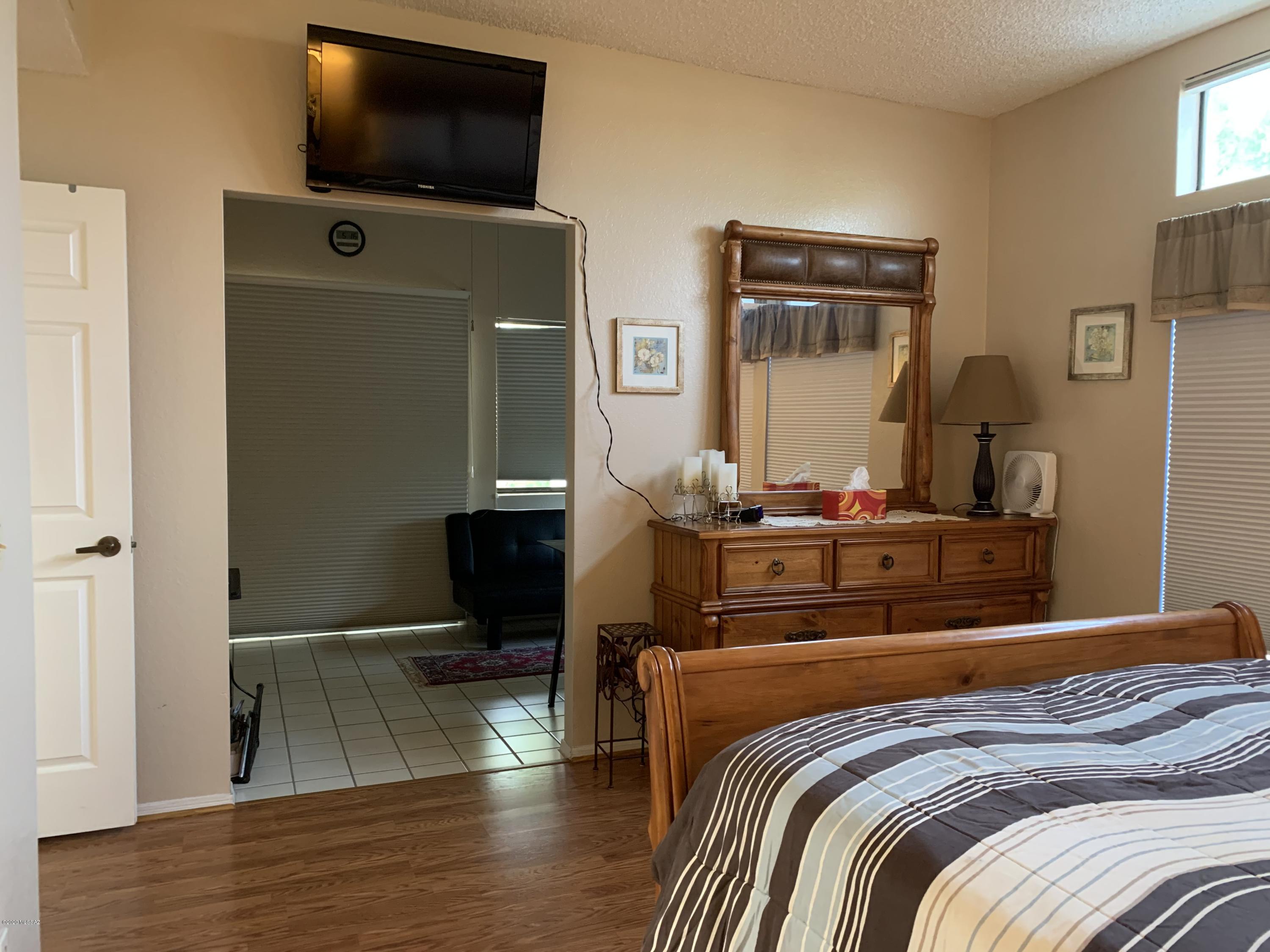 Sunrise Presidio East (1-87) - Residential Lease